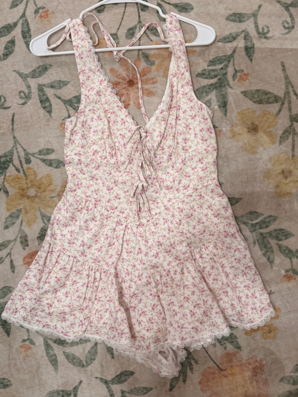 Altard’s State Connie Floral Pink Lace Trimmed Romper - Picture 3 of 4